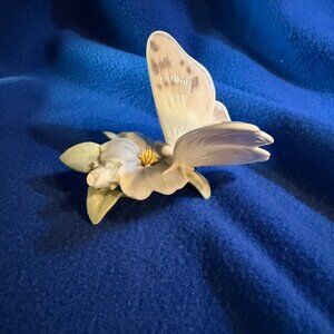 Lladro Mariposa Refreshing Pause